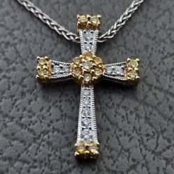 18k .750 Gold White/Yellow Diamonds Cross Necklace 5.3g