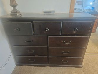 Large 9 drawer dresser