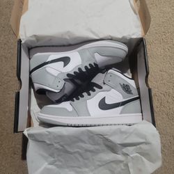 Jordan 1 Mid