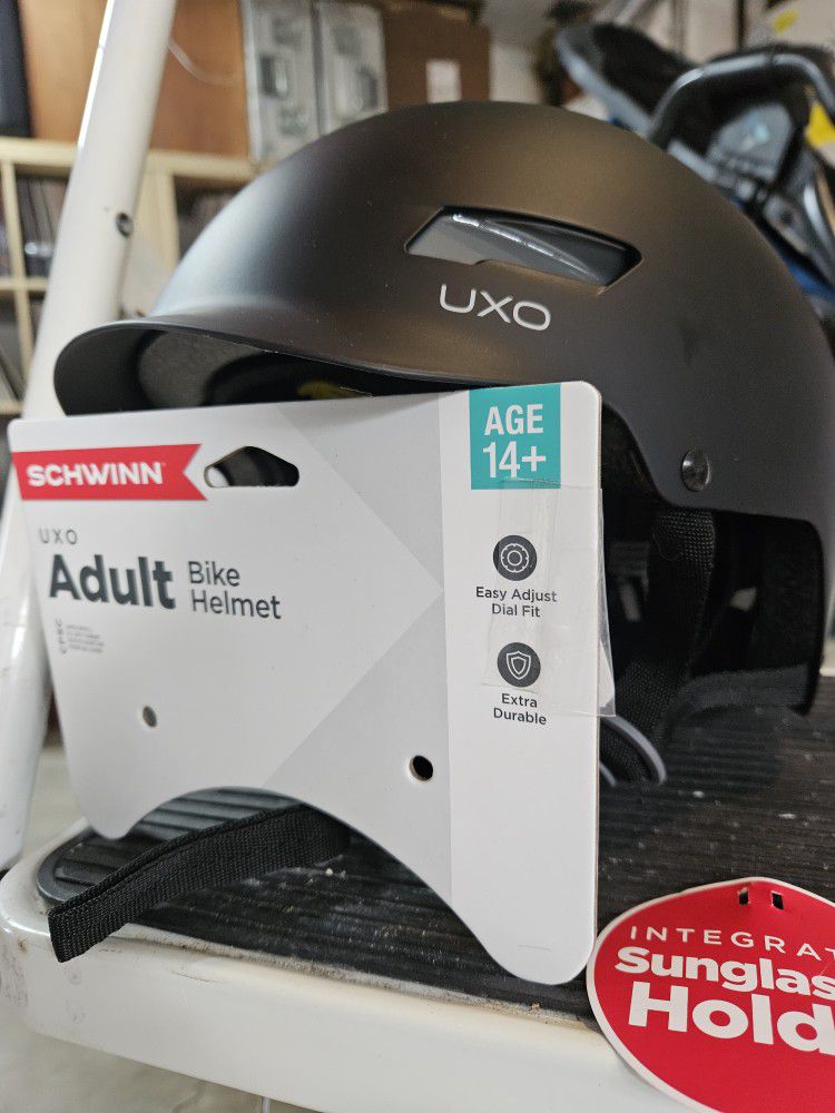 NEW Schwinn UXO Bike Helmet 