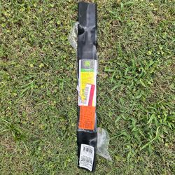 John Deere 42” Mower Blades (GY20567)