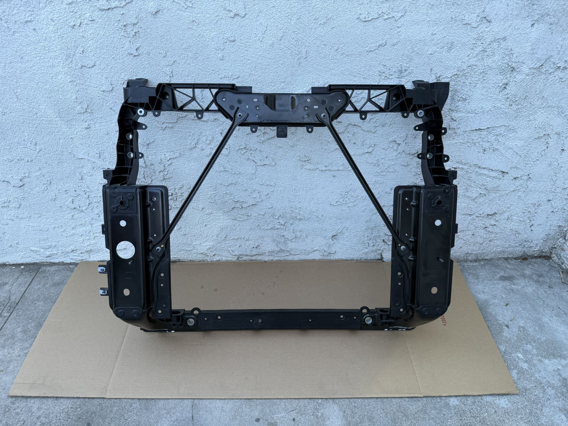 2021 2025 JEEP GRAND CHEROKEE RADIATOR SUPPORT OEM