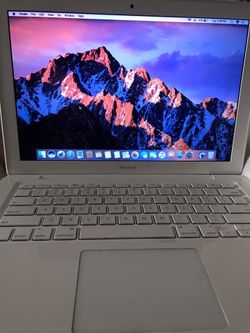 2009/2010 MacBook 13 inch 2.26Ghz 8GB 256GB Samsung Flash Storage SSD upgraded