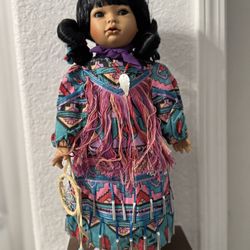 NEW VAL SHELTON 19 in DREAM SINGER NATIVE AMERICAN INDIAN  DOLL WORLD GALLERY