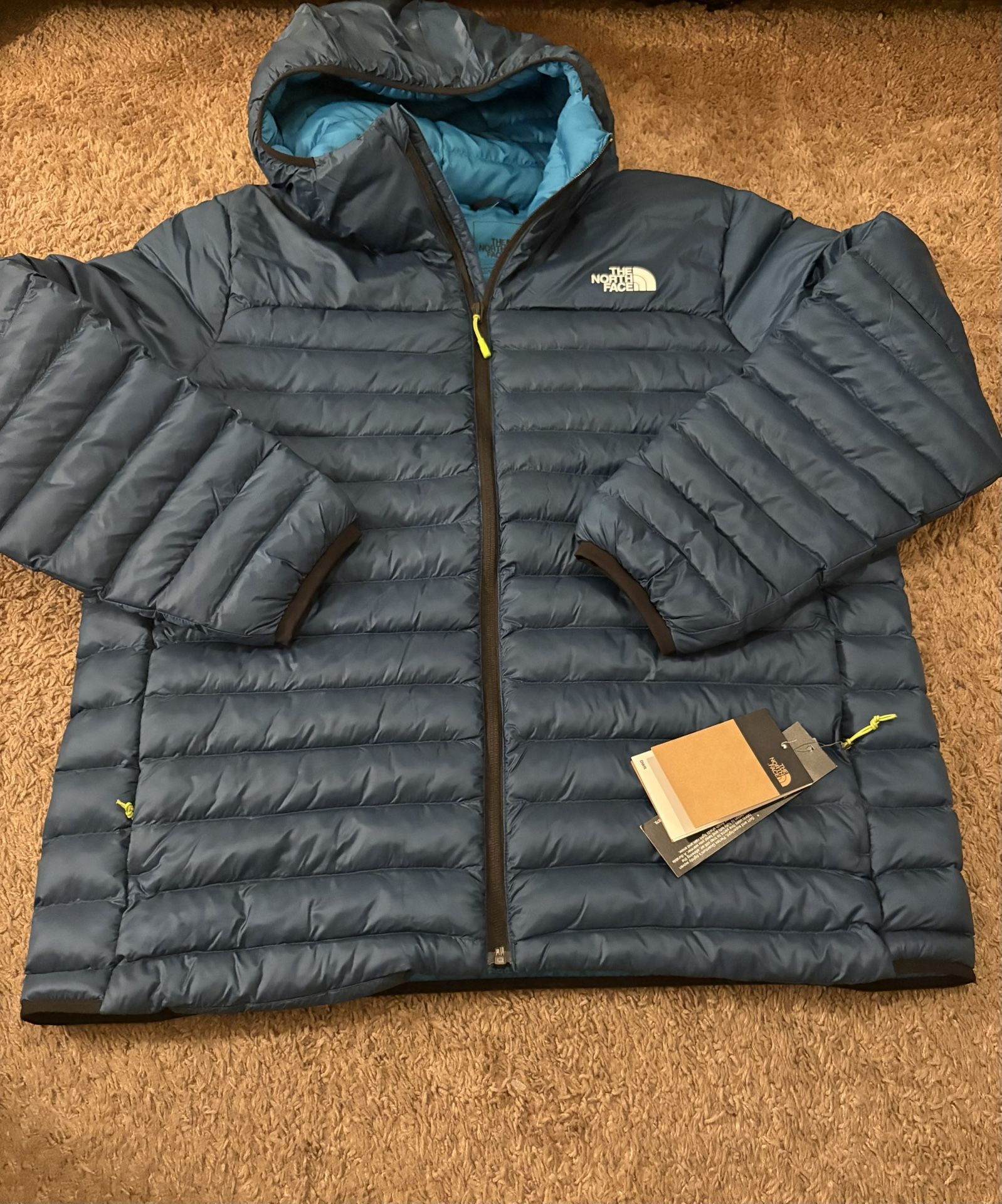 Mens North Face Coat Size XLArge 