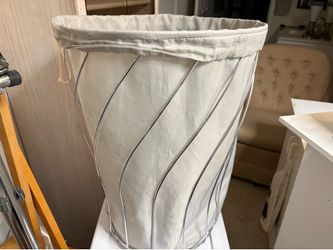 Wire Frame Laundry Hamper with Fabric Liner