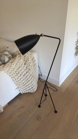 Floor lamp