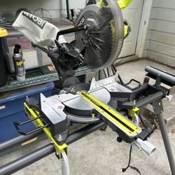 Sliding Compound Miter Saw w/Stand