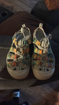 Keen Newport retro