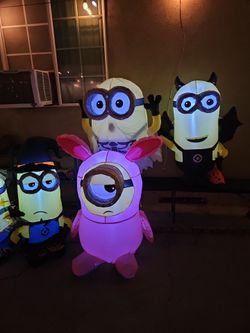 Halloween  minion  inflatable