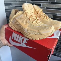 Nike Vomero 5