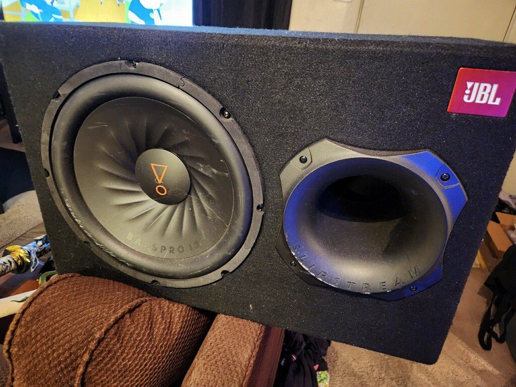 JBL BASS pro 12 with amp Works Perfect for Sale in Modesto, CA - OfferUp