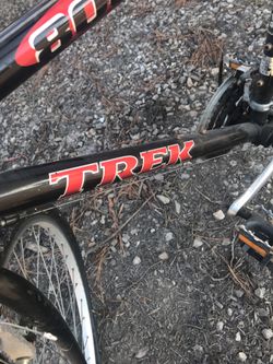 Boys 18 inch track 800 sport 21 speed mountain bike