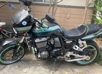 1999 Kawasaki ZRX1100