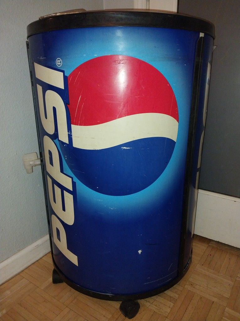 PEPSI Rolling Cooler
