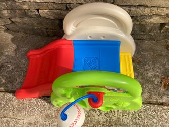 Step2 baby / toddler slide - great smiles to be had