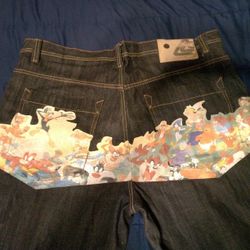 Vintage Lot 29 Dark Blue Denim Featuring Looney Tunes Embroidery On The Back Pockets. Size 42 - 30. Men's Jeans.