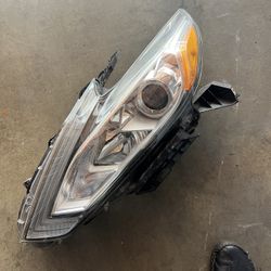 Headlight 