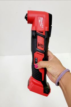 Milwaukee Cordless Oscillating Multi-Tool (Tool Only)