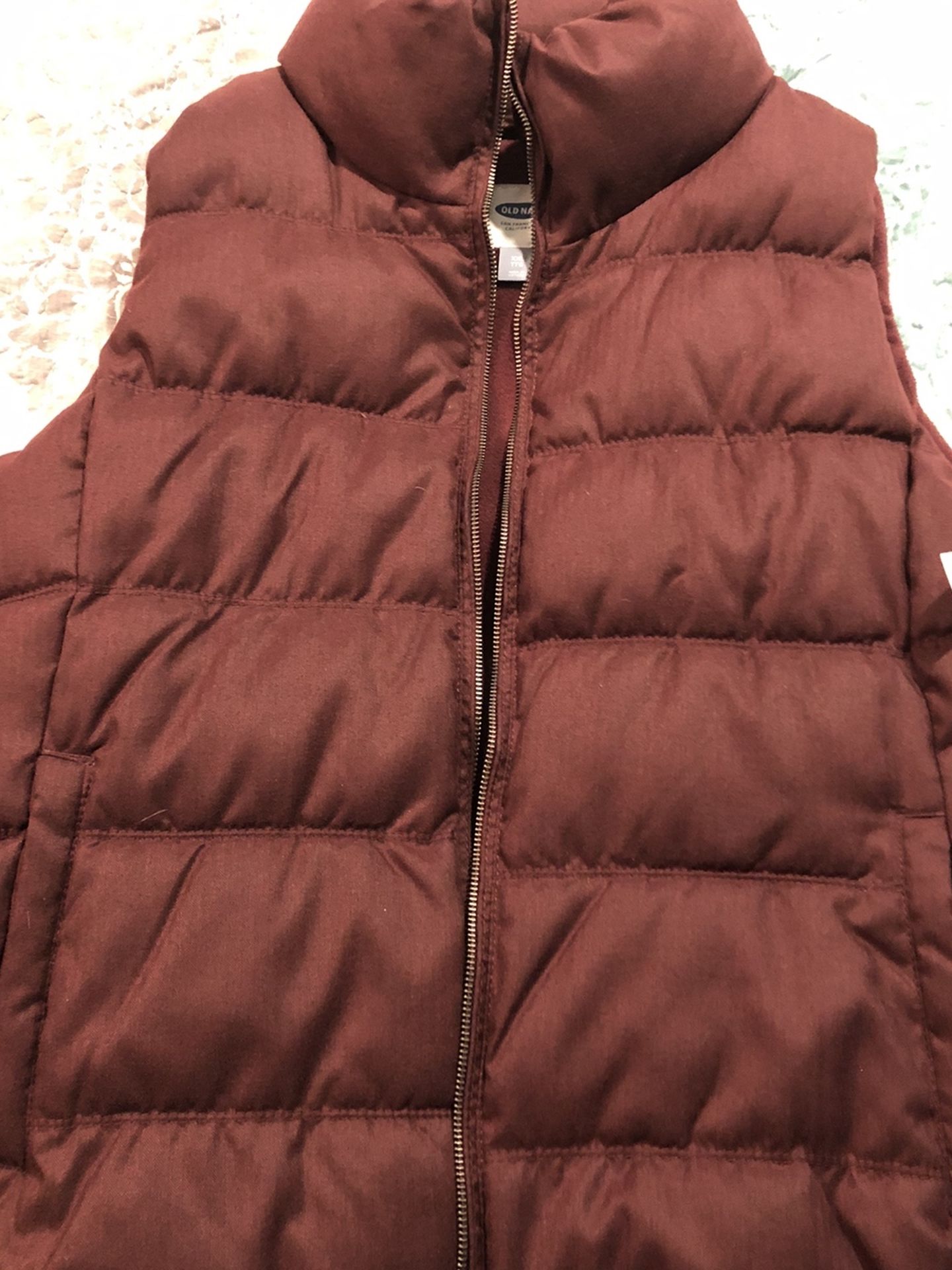 New Old Navy Women’s Puffer Vest Maroon XXL