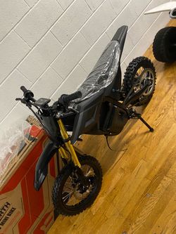 Electric dirtbike (brand new never ridden)