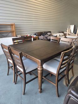Concord Counter Height Dining Table and 8 Chairs
Good quality dining set, this item arrived with some scratches on the top of the table as you can see