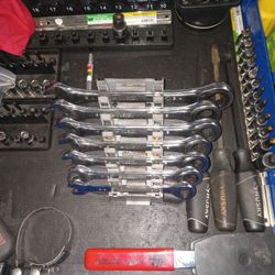 Husky Ratcheting Wrench SAE