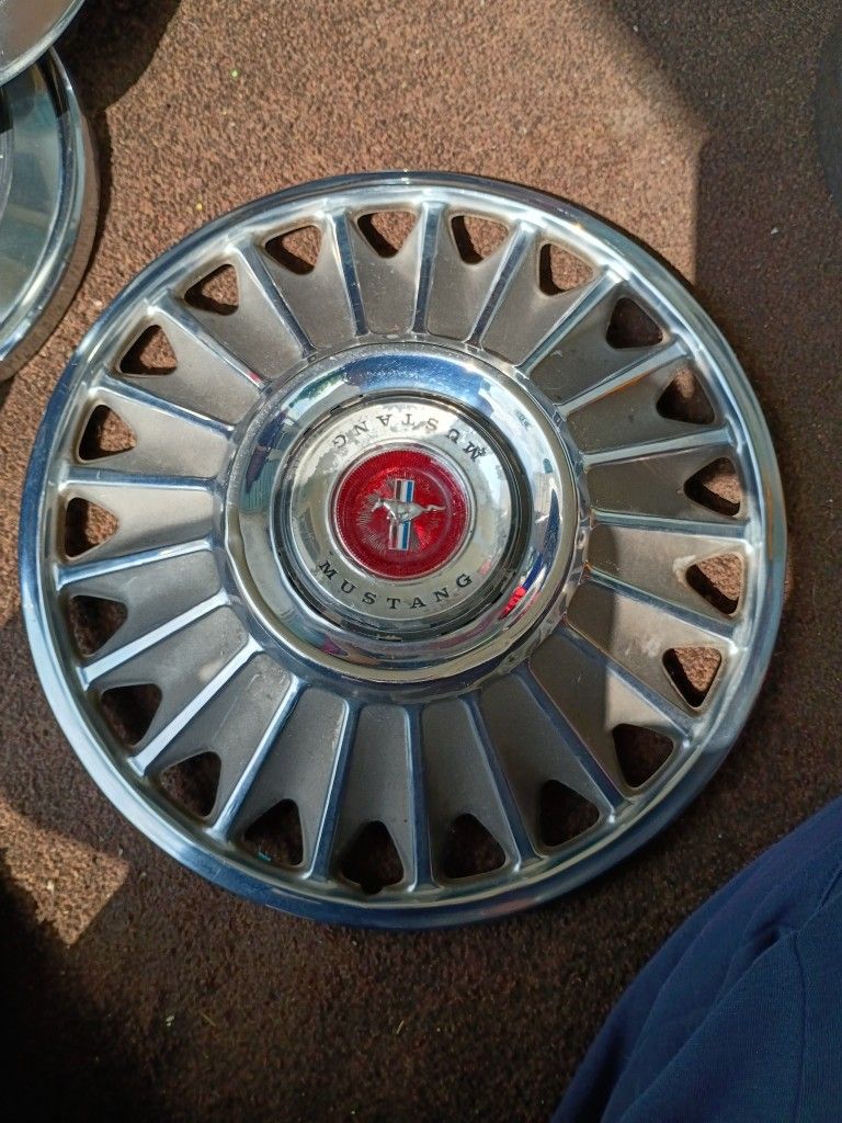 Ford Mustang Hub Cap