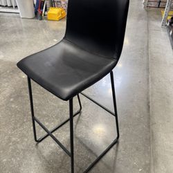 2 Bar Stools 