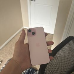 pink iphone 15