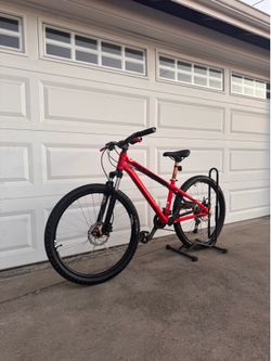 Specialized 26" Mountain Bike – Disc Brakes – Ready to Ride