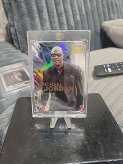 Michael Jordan Skybox Metal Universe Basketball Card 