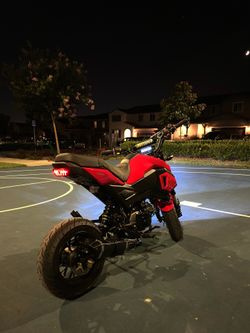 Grom Clone - Boom Vader 125