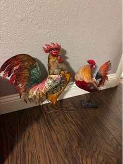 Metal roosters