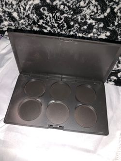 Mac Blush Palette