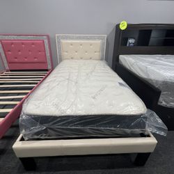 Twin Bed Frame 🎈🎈🎈