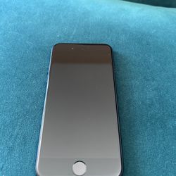 iPhone 7 32GB unlocked free for any carrier