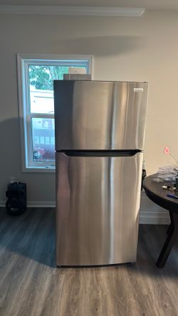 Frigidaire refrigerator
