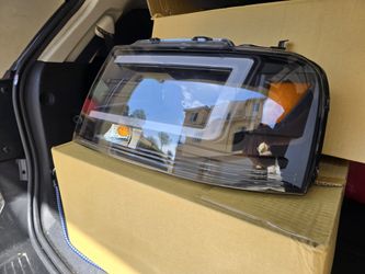 2004-2008 Ford F-150 headlights