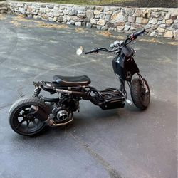 150cc Moped