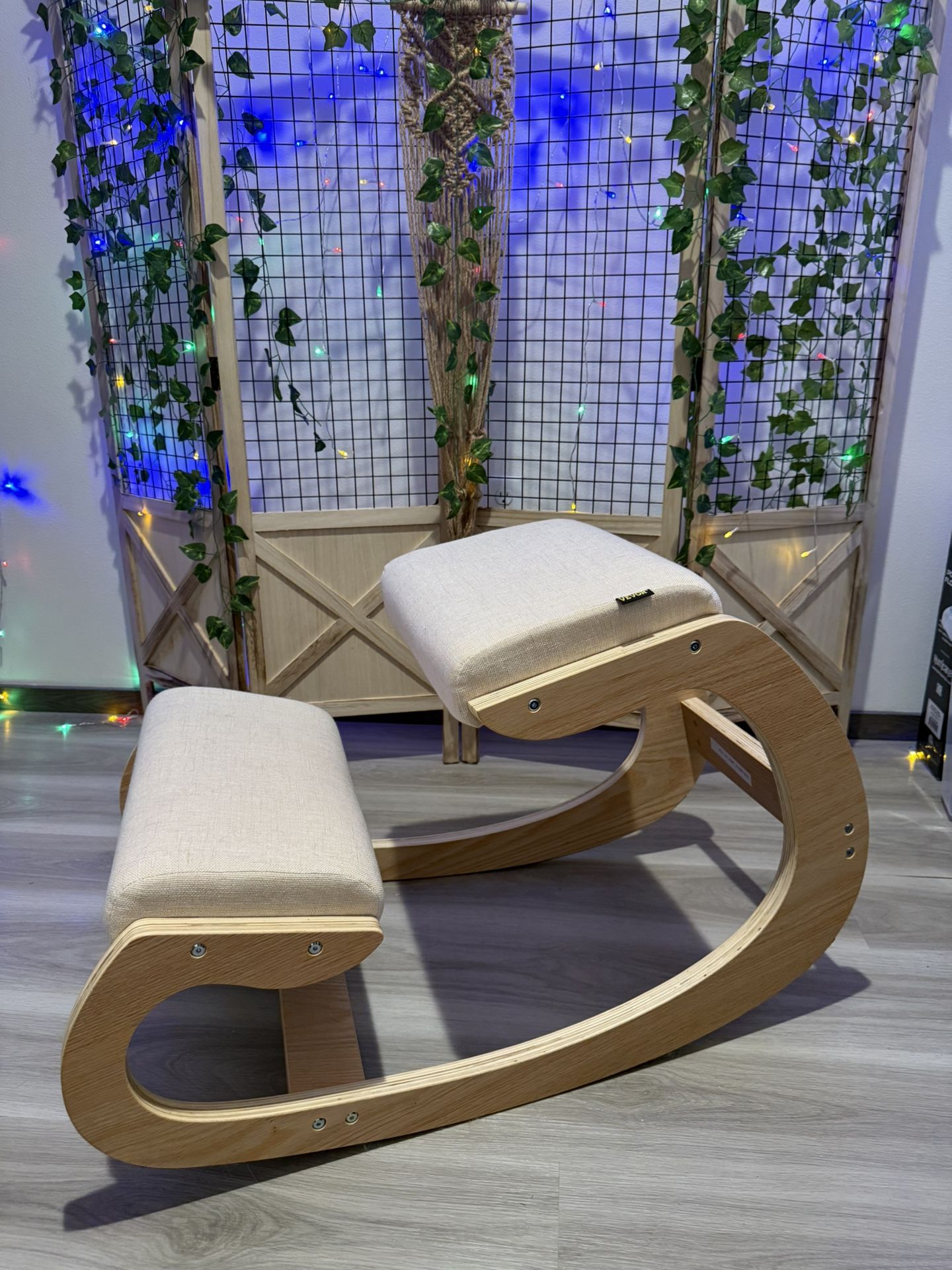 Ergonomic Kneeling Chair