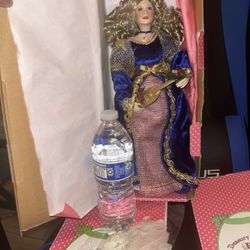 New inbox, porcelain doll