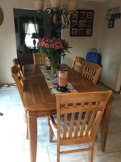 Solid Wood Kitchen Table Seats 6