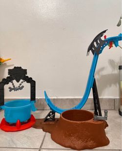 Mud Blasters Monster Truck Toy