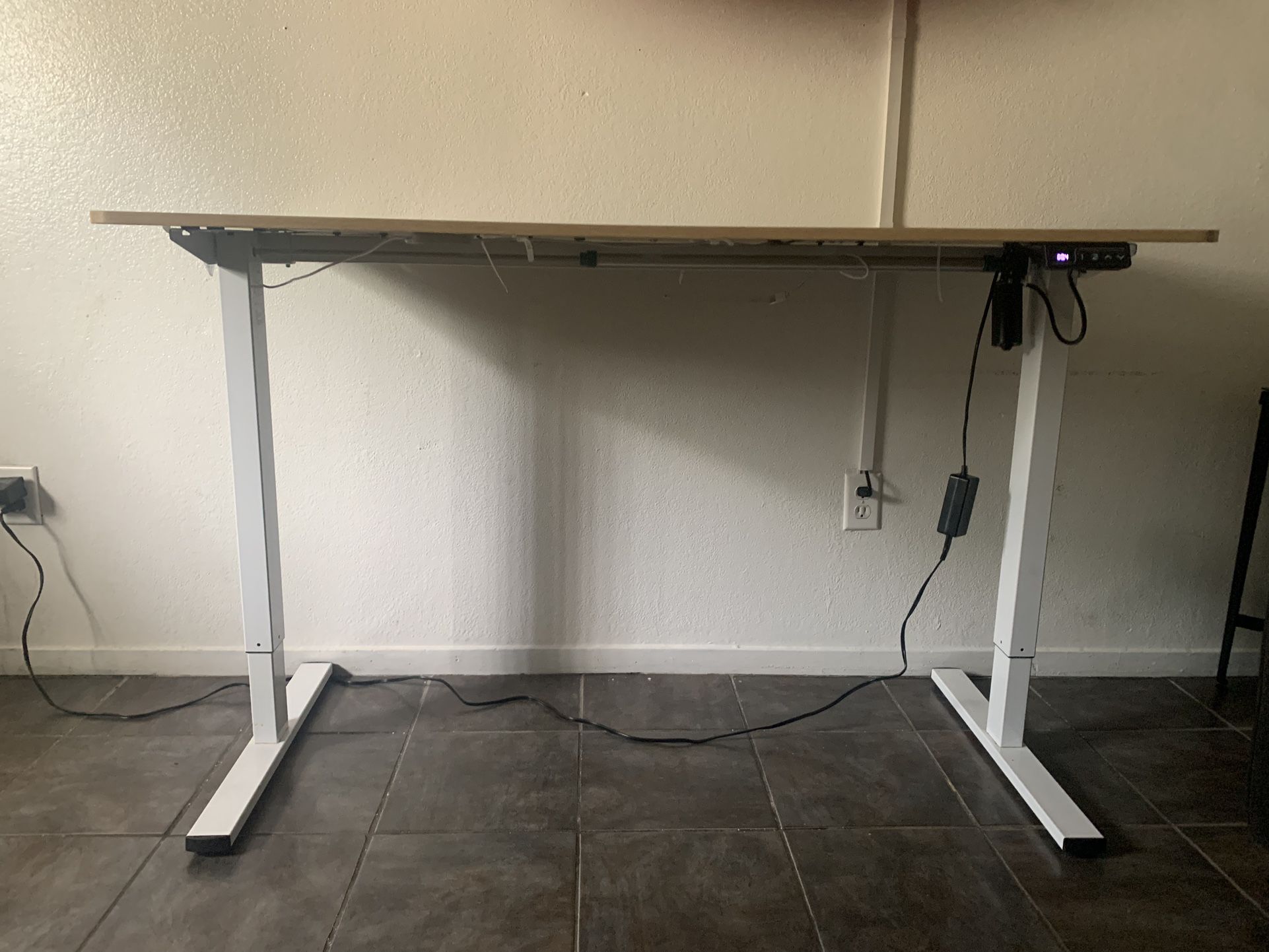 Stand Up-Sit Down Desk