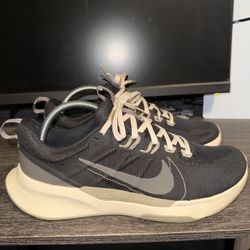 Nike Juniper Trail 2 Size 8.5