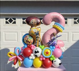 Toy story balloon bouquet