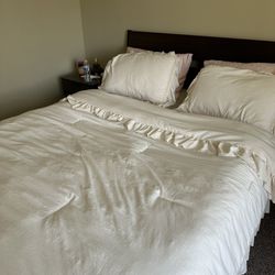 Bed With Mattress And Side Table 