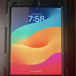 iPad 9th Gen 64 GB with Logitech Bluetooth keyboard and charger.