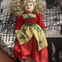 17” 1998 Victorian Garden Porcelain Holly doll